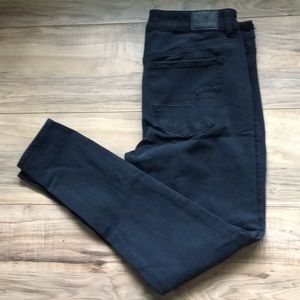 AE Hi-Rise Jegging in Black